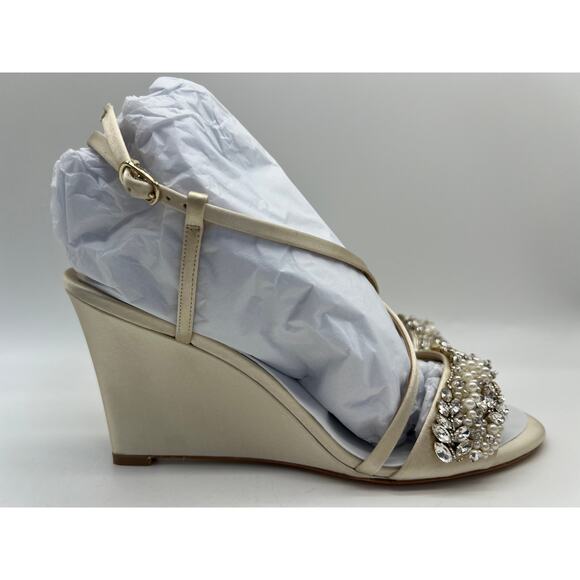 Badgley Mischka Women's Clarisa Embellished Wedge Sandal Ivory MP5243 Size 8 - Picture 1 of 12